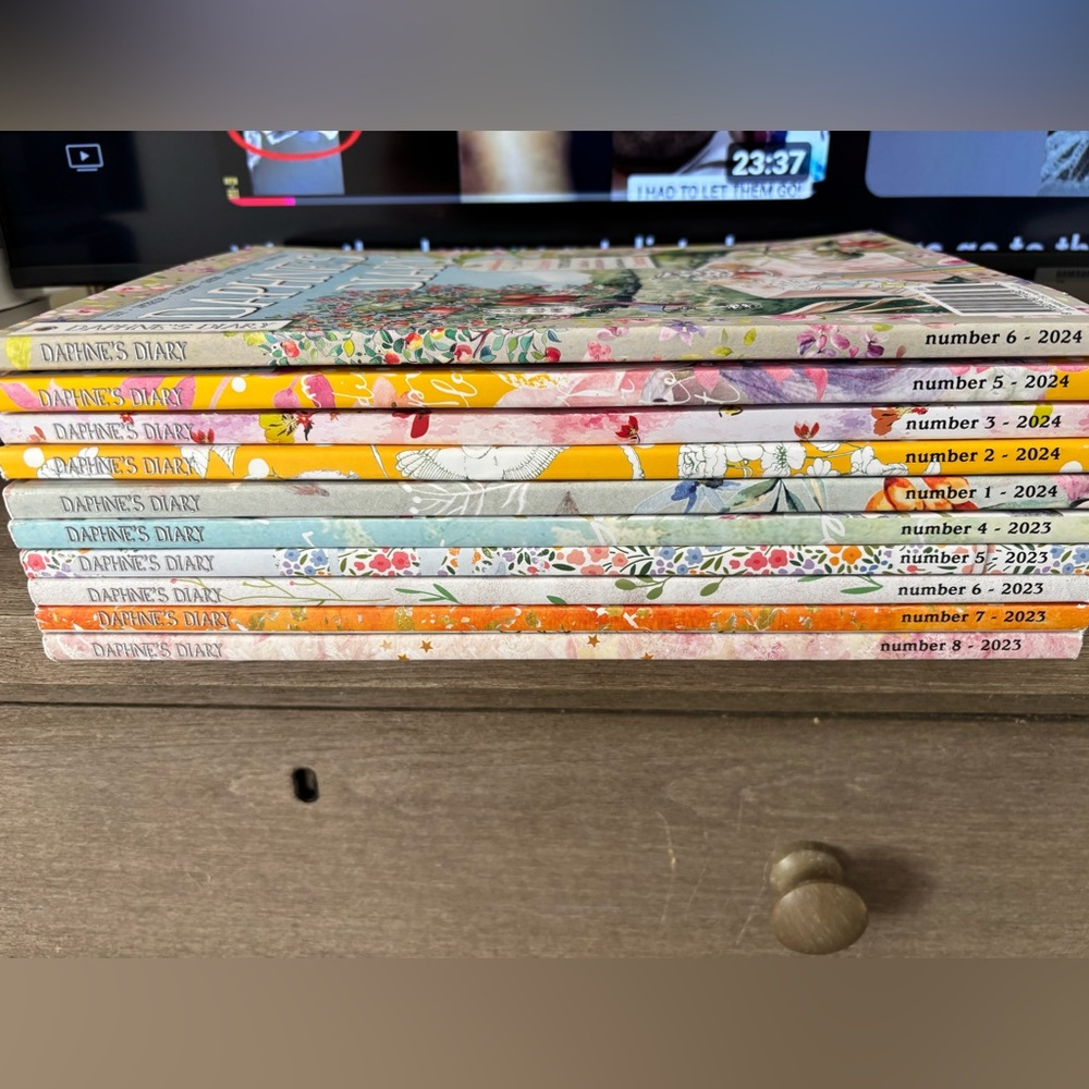Daphne's Diary Magazine Collection 10 Issues